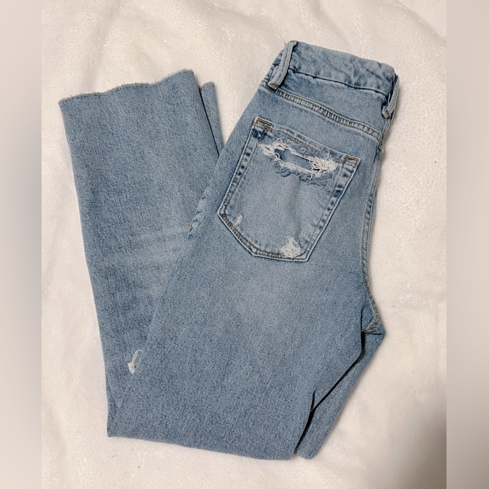 Good American Jeans Good Boy straight crop distressed with Raw Hem size 0/25
